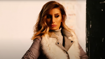 136_IREM DERICI KIS GELDI BACKSTAGE